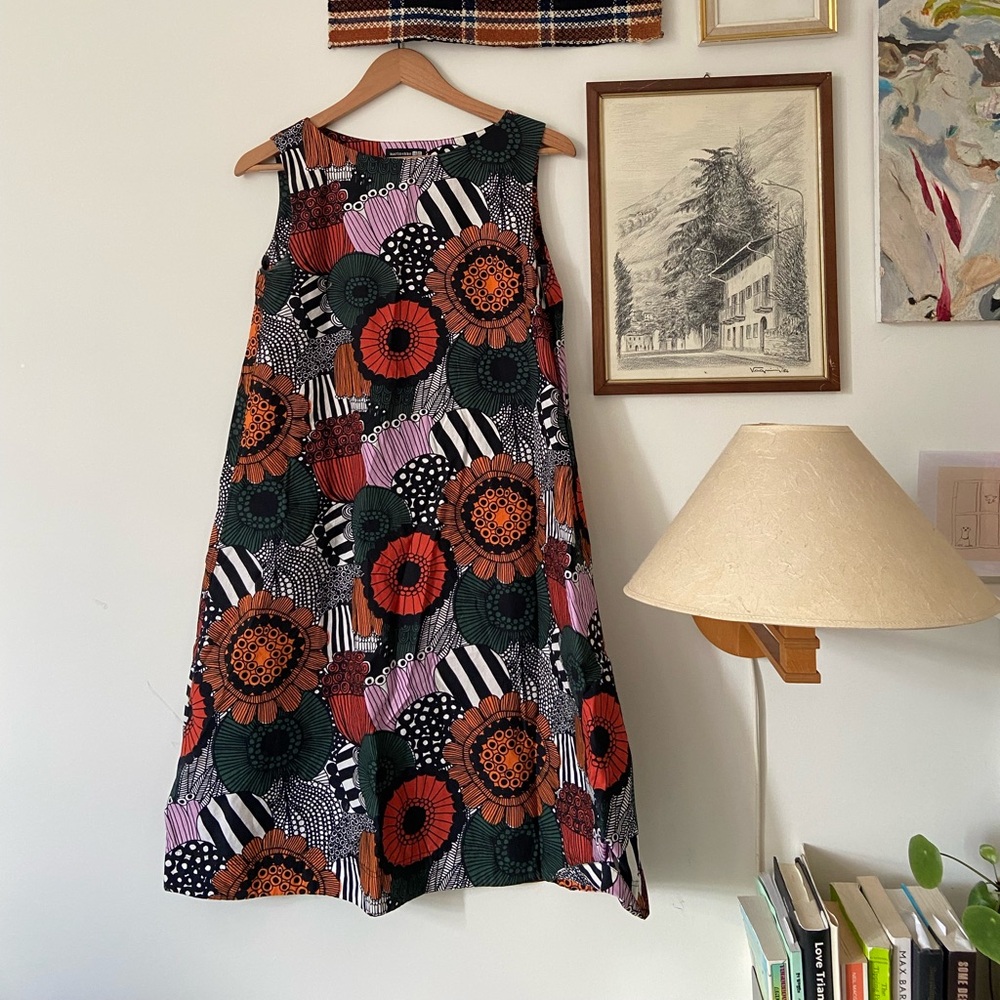 [SOLD] Marimekko x Uniqlo Limited Edition Shift Dress 💐